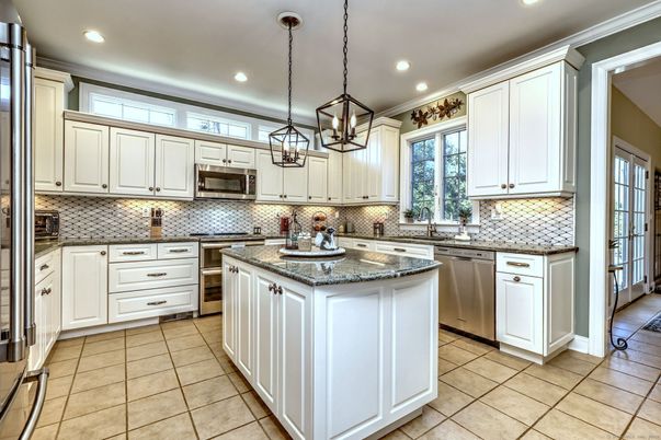 Interior, Kitchen, Pendant Lights, Recessed Lighting, Stainless Steel Appliances