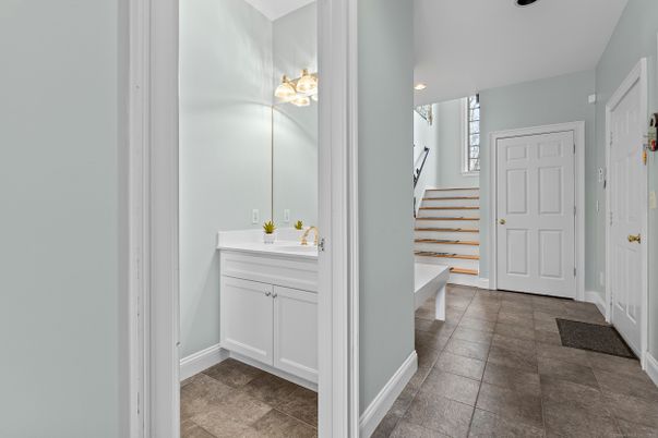 Bathroom, Interior, Recessed Lighting