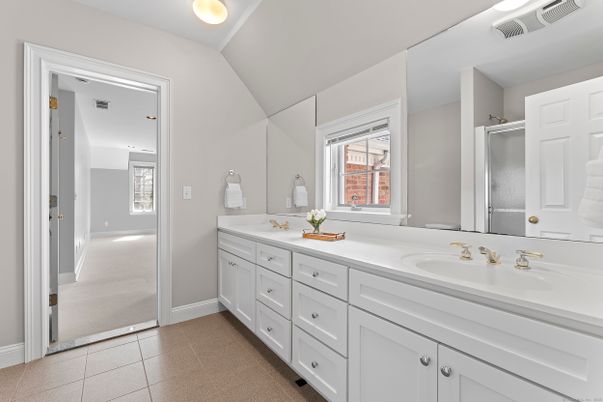 Bathroom, Dual Sink Vanities, Interior
