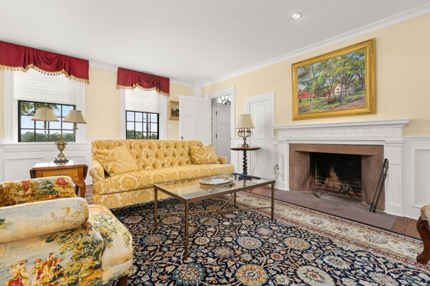 Fireplace, Interior, Living room, Recessed Lighting