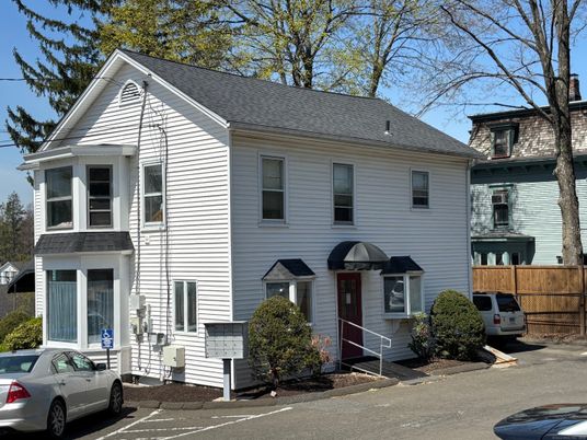 Exterior, Facade, Georgian