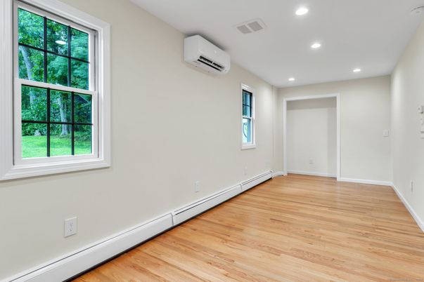 Empty room, Interior, Recessed Lighting, Wood Texture Flooring