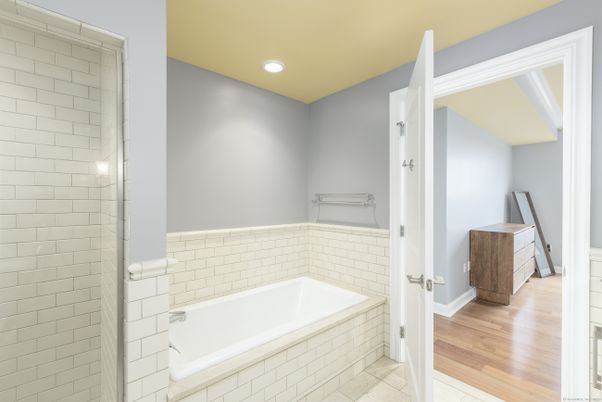 Bathroom, Interior, Recessed Lighting, Wood Texture Flooring