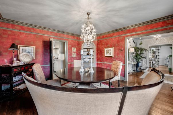 Chandelier, Dining room, Interior, Wood Texture Flooring
