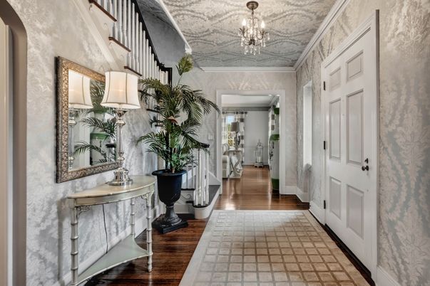 Chandelier, Interior, Wood Texture Flooring