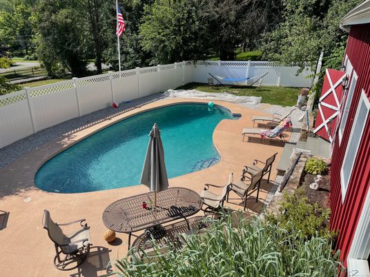 Exterior, Pool