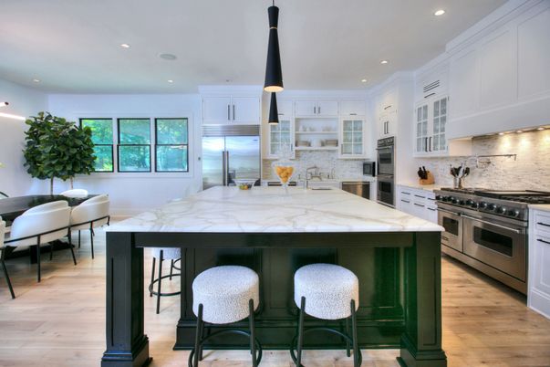 Dining room, Interior, Kitchen, Recessed Lighting, Stainless Steel Appliances, Wood Texture Flooring