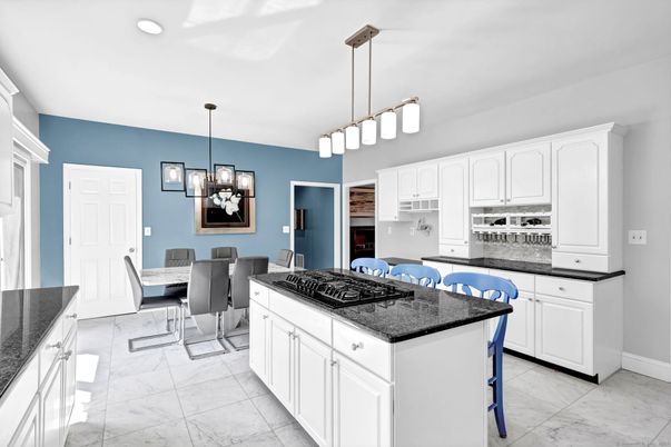 Dining room, Interior, Kitchen, Marble, Pendant Lights, Recessed Lighting