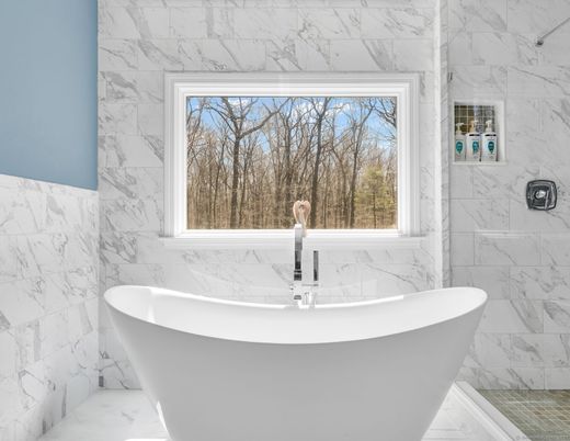 Bathroom, Free Standing Baths, Interior, Marble, Marble Walls