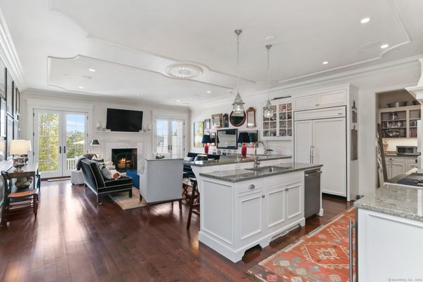 Fireplace, Interior, Kitchen, Living room, Pendant Lights, Recessed Lighting, Wood Texture Flooring