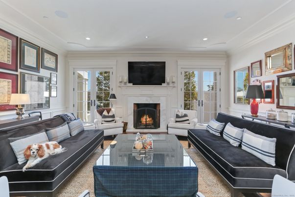 Fireplace, Interior, Living room, Recessed Lighting