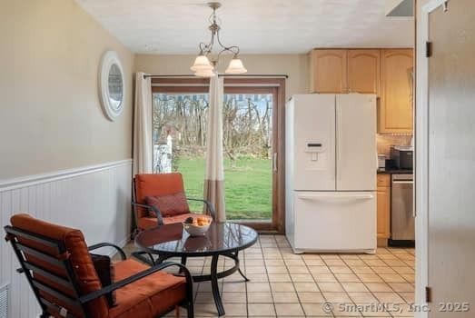 Chandelier, Interior, Kitchen