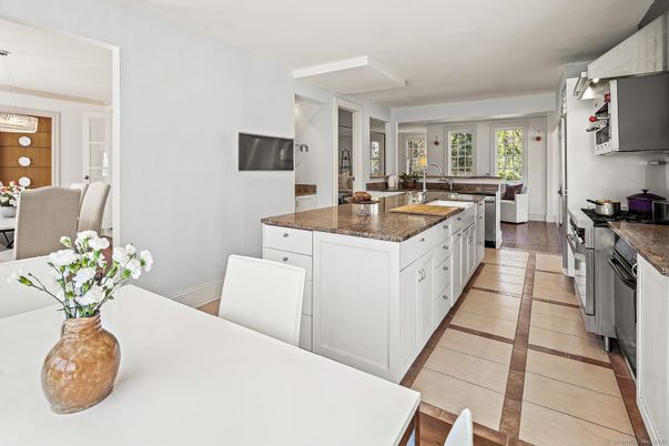 Dining room, Interior, Kitchen, Pendant Lights, Wood Texture Flooring