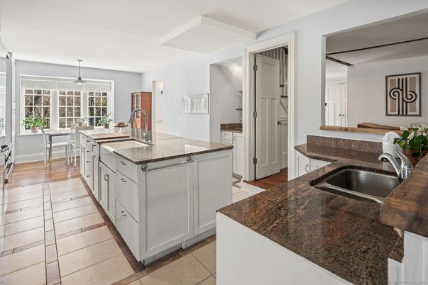 Dining room, Interior, Kitchen, Pendant Lights, Wood Texture Flooring
