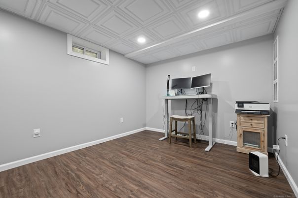 Home Office, Interior, Recessed Lighting, Wood Texture Flooring