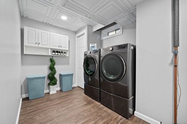 Interior, Recessed Lighting, Utility Closets, Washer, Wood Texture Flooring