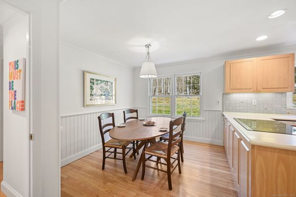 Dining room, Interior, Kitchen, Recessed Lighting, Wood Texture Flooring