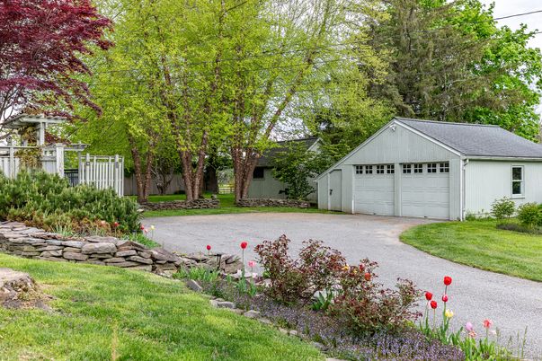 Backyard, Detached Garage, Exterior