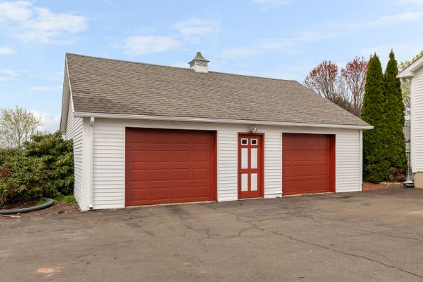 Detached Garage, Exterior