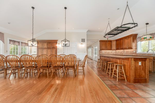 Dining room, Interior, Kitchen, Pendant Lights, Recessed Lighting, Wood Texture Flooring