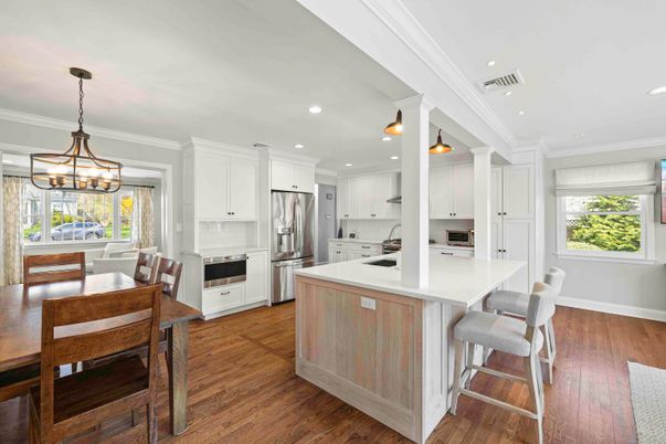 Dining room, Interior, Kitchen, Pendant Lights, Recessed Lighting, Stainless Steel Appliances, Wood Texture Flooring