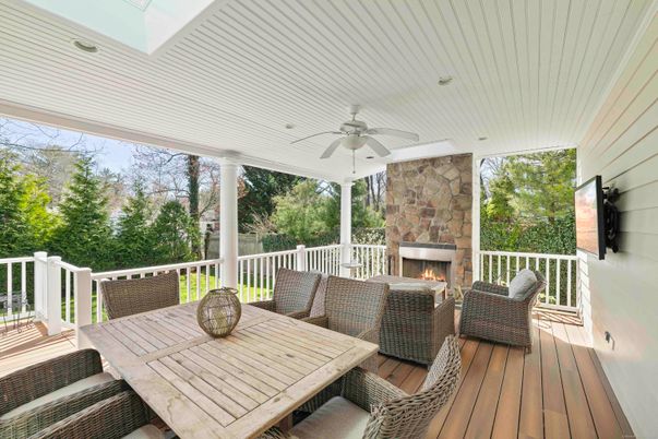 Exterior, Fireplace