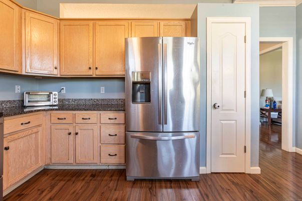 Interior, Kitchen, Stainless Steel Appliances, Wood Texture Flooring