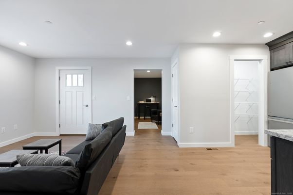 Interior, Recessed Lighting, Wood Texture Flooring