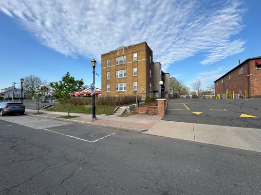 Exterior, Facade, Condo Building