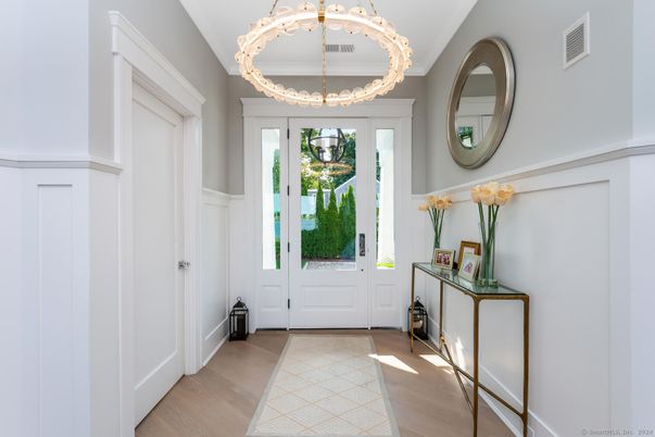 Interior, Pendant Lights, Wood Texture Flooring