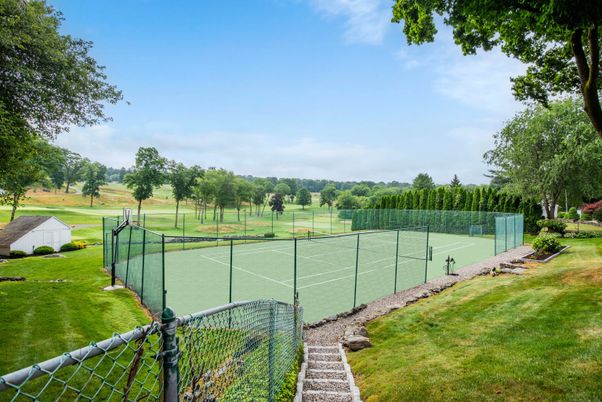 Exterior, Tennis Courts