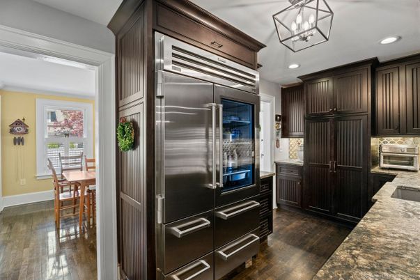 Dining room, Interior, Kitchen, Recessed Lighting, Stainless Steel Appliances, Wood Texture Flooring