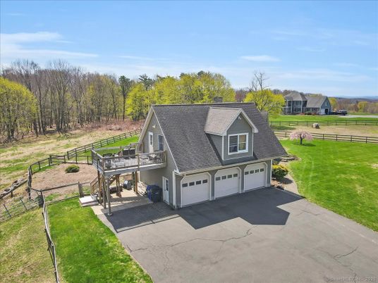 Backyard, Detached Garage, Exterior