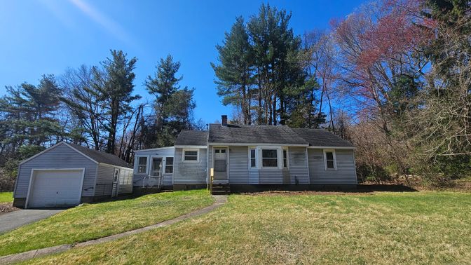 Backyard, Detached Garage, Exterior