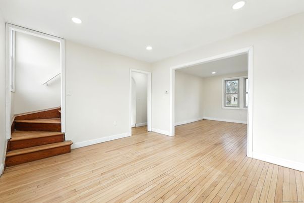 Empty room, Interior, Recessed Lighting, Wood Texture Flooring