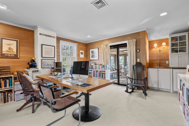 Home Office, Interior, Recessed Lighting, Wooden Walls