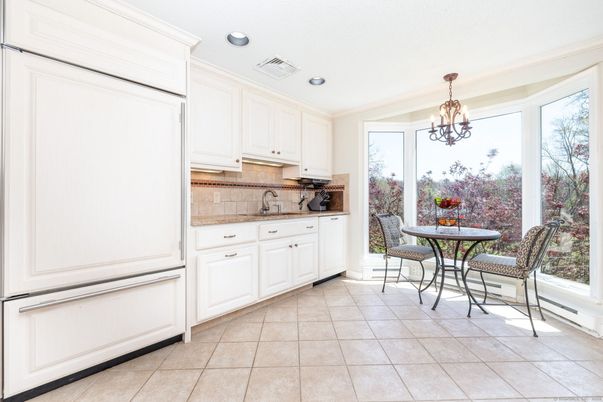 Chandelier, Dining room, Interior, Kitchen, Recessed Lighting