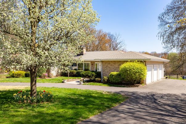 Attached, Exterior, Facade, Brick Facade, Ranch
