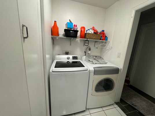 Interior, Utility Closets, Washer
