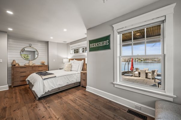 Bedroom, Interior, Recessed Lighting, Water, Wood Texture Flooring