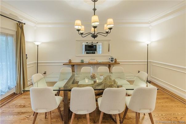 Chandelier, Dining room, Interior, Wood Texture Flooring