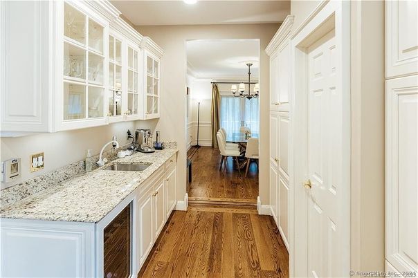 Dining room, Interior, Pendant Lights, Recessed Lighting, Wood Texture Flooring