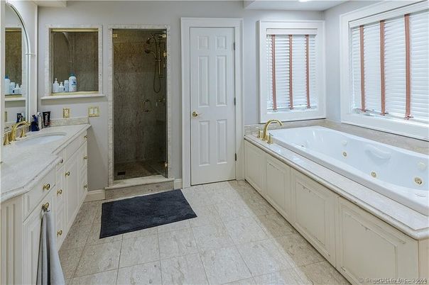 Bathroom, Dual Sink Vanities, Glass Shower, Interior