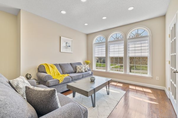 Interior, Living room, Recessed Lighting, Wood Texture Flooring