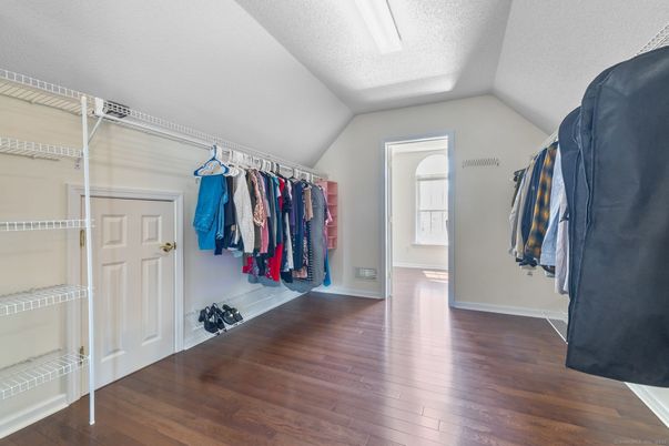 Interior, Walk-in Closets, Wood Texture Flooring