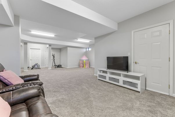 Fitness Equipment, Interior, Living room