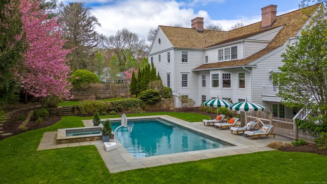 Backyard, Exterior, Pool