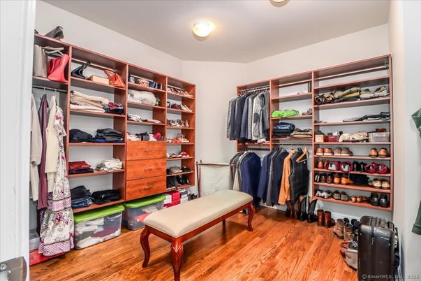 Interior, Walk-in Closets, Wood Texture Flooring