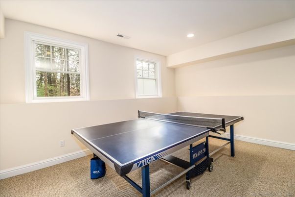 Game Room, Interior, Recessed Lighting