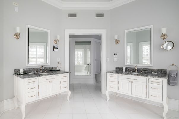 Bathroom, Dual Sink Vanities, Interior